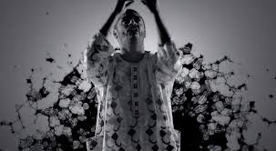 ‘Mariô’, o novo clipe de Criolo